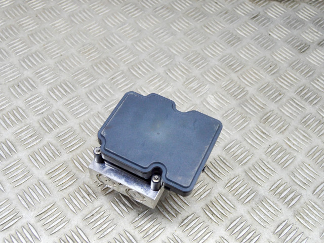 Блок АБС 2265106516, 0265255090 Maserati Ghibli 2013- года