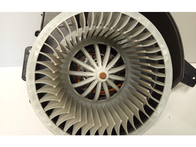 Вентилятор печки Audi A2