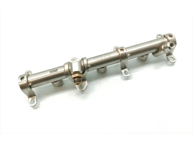 Топливная рампа 06M133316L   Audi A5  