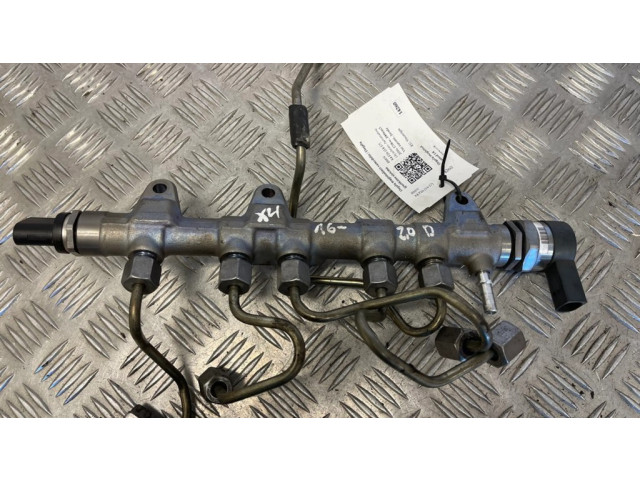 Топливная рампа 851415402   BMW X4 F26 2.0  для двигателя B47D20