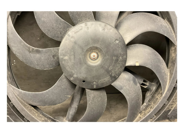 Электрический вентилятор радиаторов    52009102, 8E4500000   Jeep Renegade