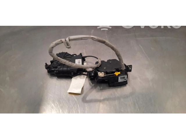 Двигатель центрально замка BMW 4 F36 Gran coupe