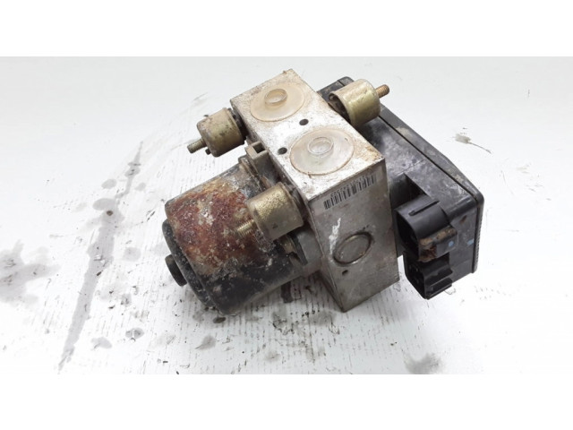 Блок АБС 4451060020, 221701242323 Toyota Land Cruiser (HDJ90) 1996-2002 года