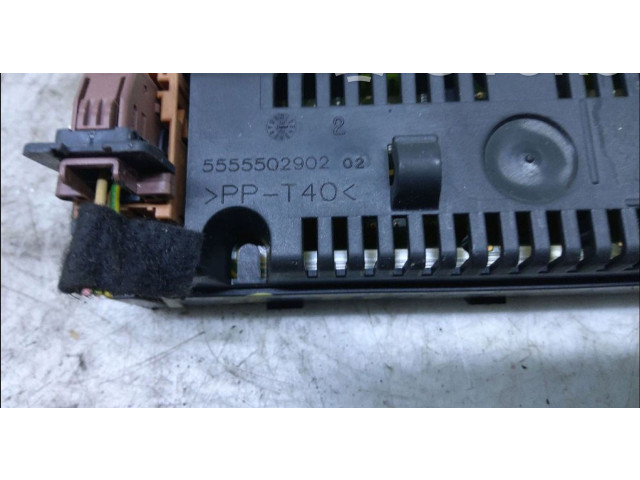 Дисплей Peugeot Partner