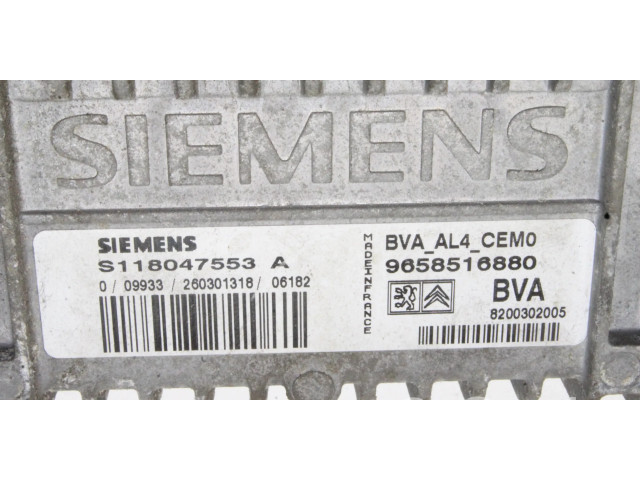 Блок управления коробкой передач 9658516880, 8200302005   Citroen Xsara Picasso