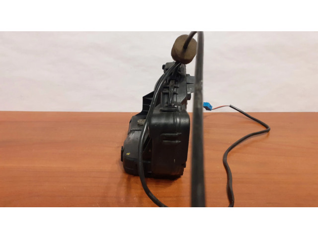 Задний замок