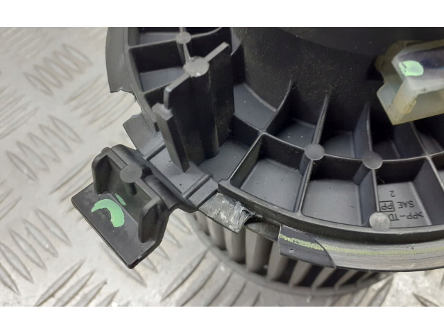 Вентилятор печки       Nissan Tiida C11