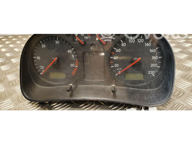 Панель приборов 1J0919861B Volkswagen Golf IV