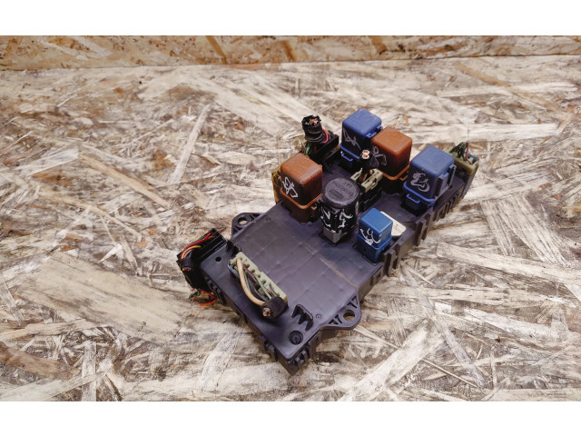 Pojistková skříňka 2431030P00 Nissan 240ZX, 280ZX, 300ZX 1990