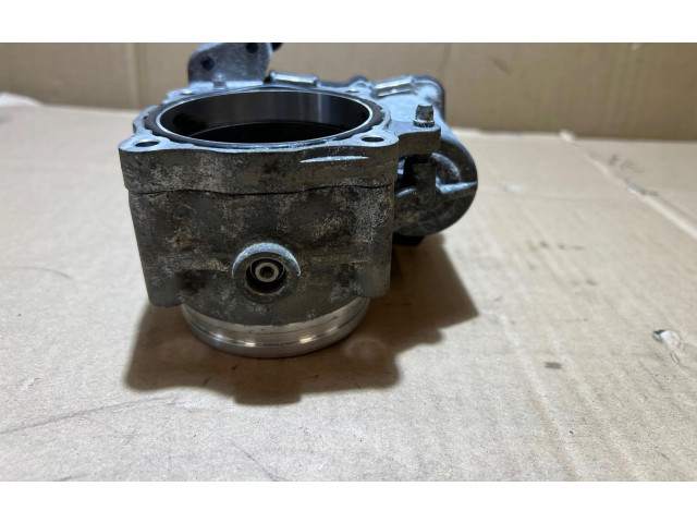 Vstřikovací lišta Audi A8 S8 D4 4H