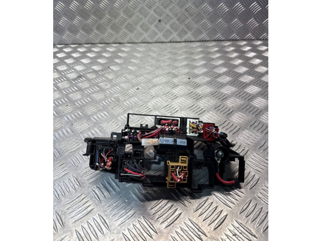 Блок предохранителей 8K1937503 Audi A5 Sportback 8TA