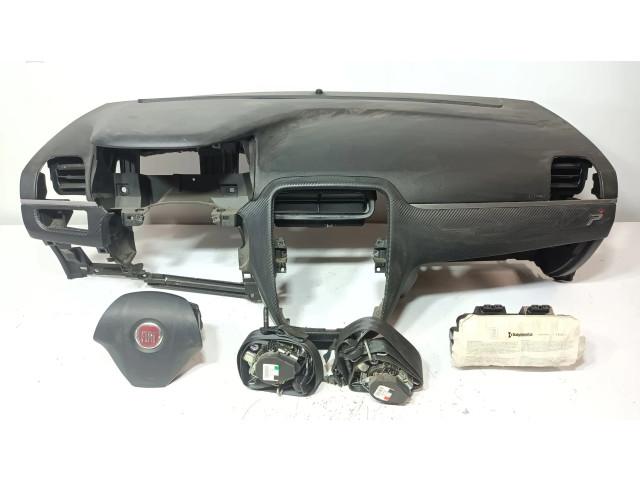 Подушка безопасности водителя    Fiat Grande Punto