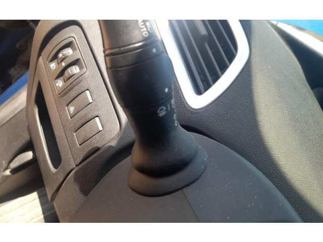 Ручка стеклоочистителей 255670019R Renault Scenic III - Grand scenic III