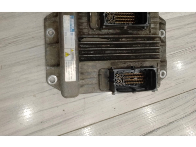 Блок управления двигателем Блок управления 8980741470   Opel Meriva A