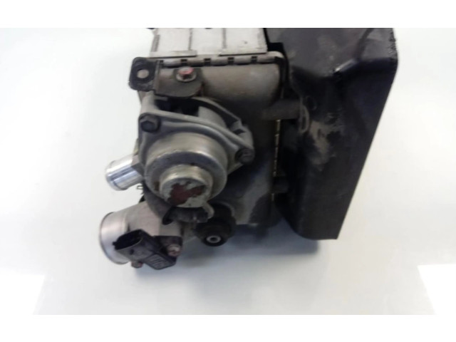 Интеркулер 2827004500 KIA Ceed