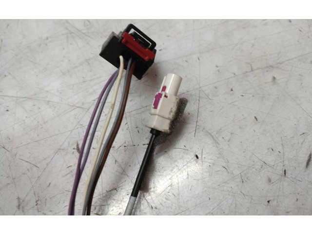 Зеркало электрическое Volkswagen Caddy 2015 - 2020 года