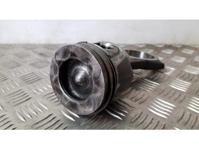 Поршень с шатуном Infiniti EX для дизельного двигателя 3.0