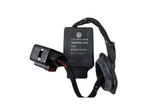 Реле насоса горючего