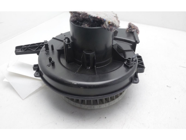 Вентилятор печки    6Q1819015J   Skoda Fabia Mk2 (5J)