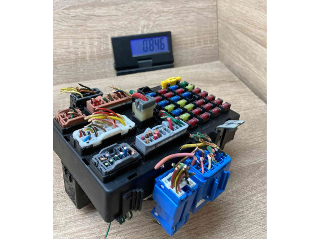 Блок предохранителей 911981C001 Hyundai Getz