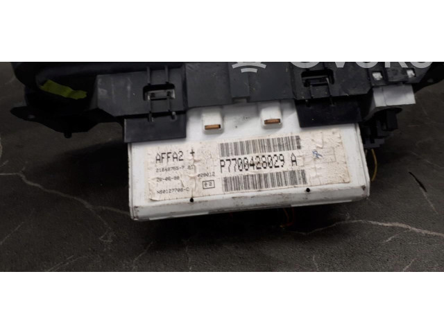 Дисплей    p7700428029a   Renault Clio II