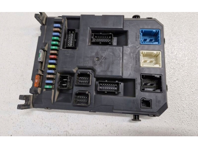 Блок управления 9664983480   Citroen C3 Picasso