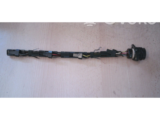 Топливная рампа 038971803   Volkswagen PASSAT B6  