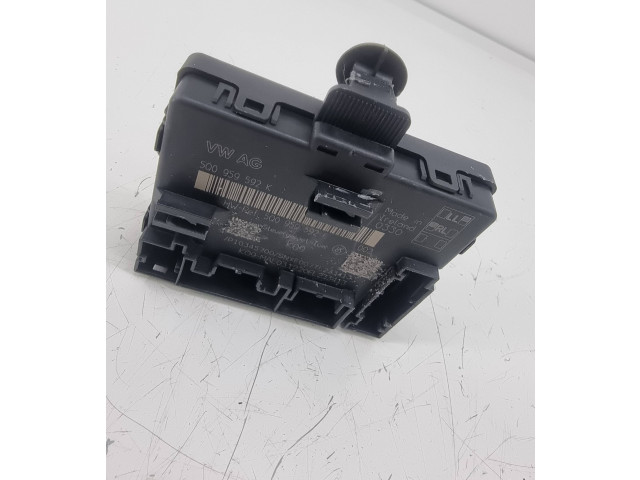 Поршень Блок управления дверью 5Q0959592F Audi Q2 -