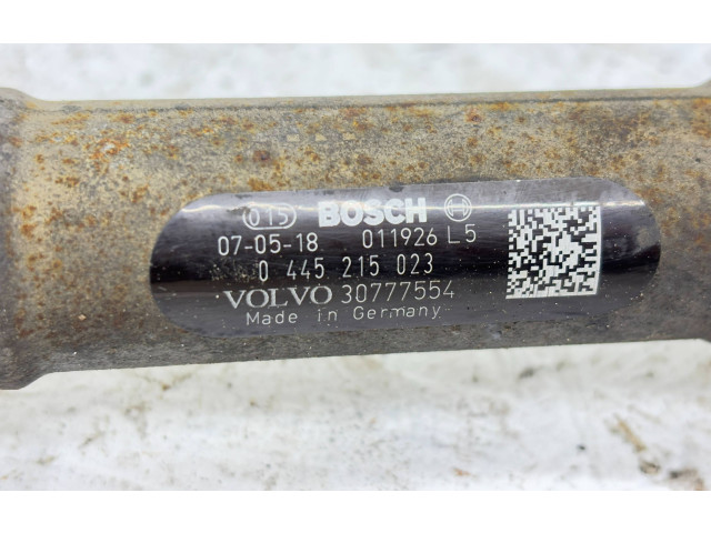 Топливная рампа 30777554   Volvo V70  