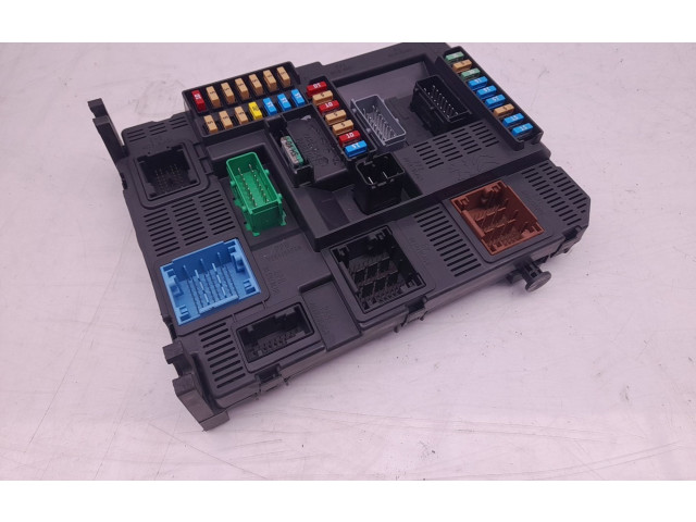 Блок управления 9819849680   Citroen C4 Cactus