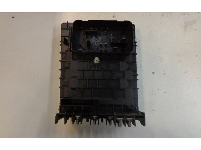 Pojistková skříňka 1K0937125A, 1K0937125A Audi RS3 8PA 2006