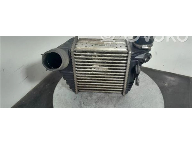 Интеркулер 1J0145803G Audi A3 S3 8L