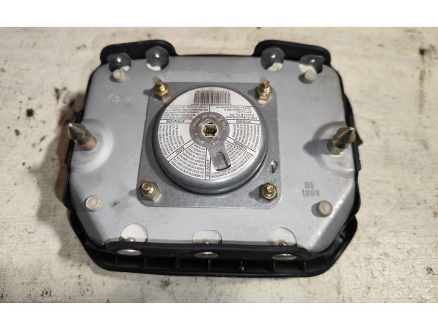 Подушка безопасности водителя Skoda Superb B5 (3U)