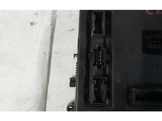 Pojistková skříňka A1695454332, 5DK008728-16 Mercedes-Benz B W245 2005