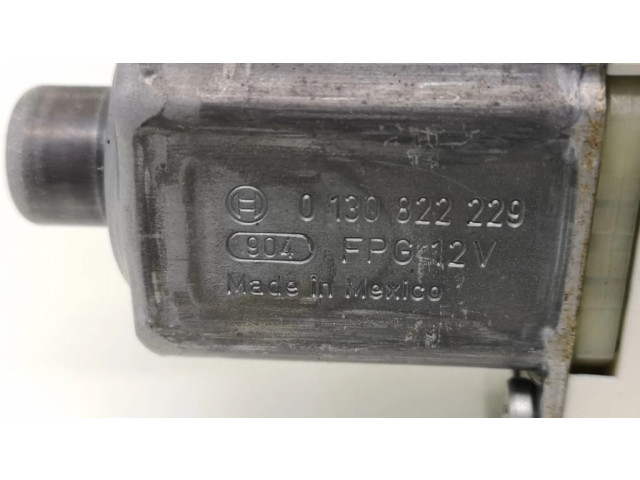 Передний двигатель механизма для подъема окон