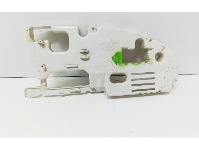 Панель приборов 88311183   Audi A6 S6 C4 4A       