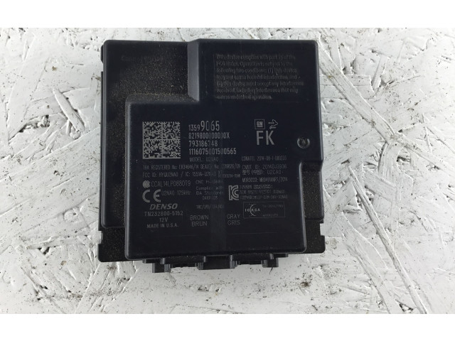 Блок управления 13599065   Chevrolet Camaro