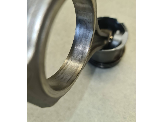  Поршень с шатуном  H268X  Land Rover Discovery 4 - LR4  