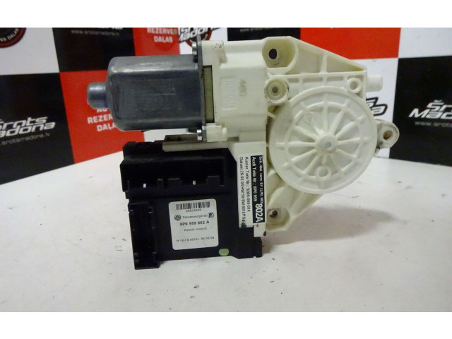 Передний двигатель механизма для подъема окон