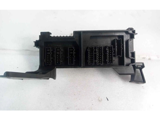 Блок предохранителей A1648400272 Mercedes-Benz ML W164