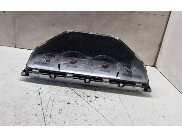 Панель приборов 8602764, 69294730T   Volvo V70       