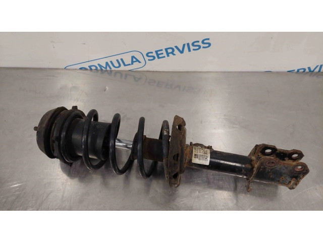 Передний амортизатор с пружиной