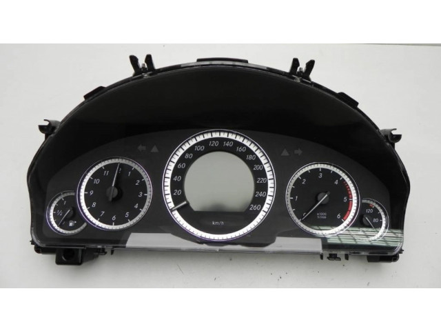 Панель приборов A2129004104, B767   Mercedes-Benz E W212       