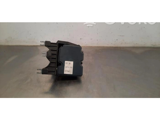 Jednotka ABS A0004313900 Mercedes-Benz GLA W156 2015