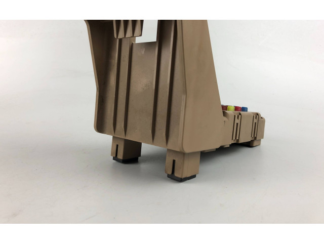 Pojistková skříňka 82201AG041 Subaru Legacy 2008