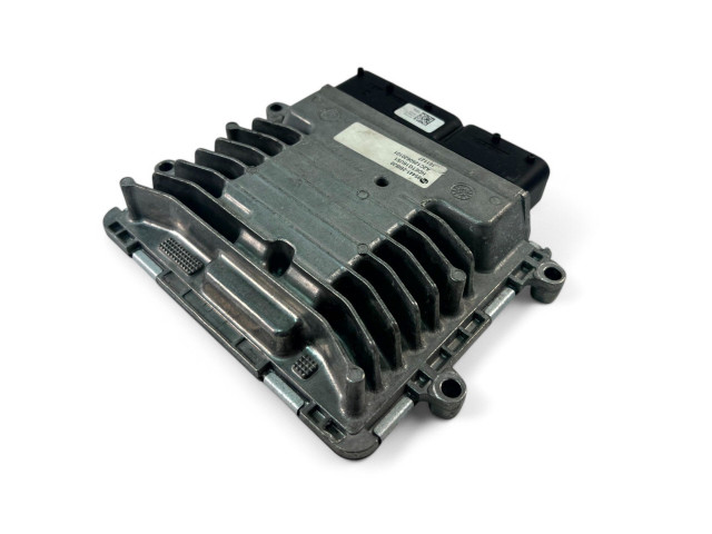 Блок управления двигателем ECU