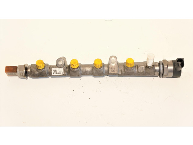 Топливная рампа 03P089   Skoda Fabia Mk2 (5J)  