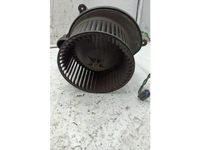 Вентилятор печки Jeep Grand Cherokee (WK)