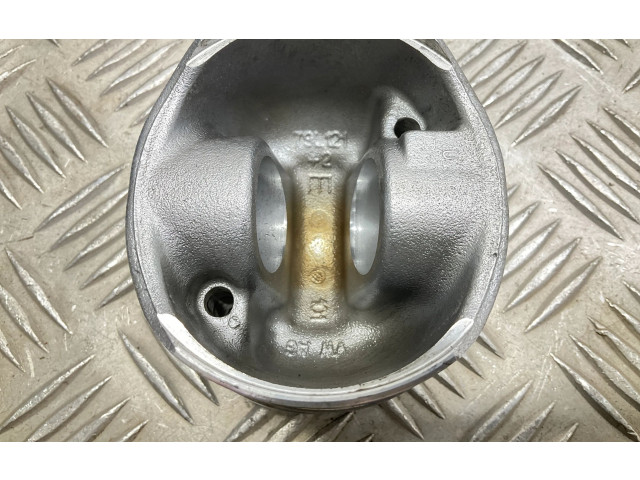 Поршень CLHA 79L121, CLHA Skoda Octavia Mk3 (5E)