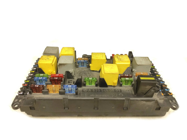 Pojistková skříňka A6395450801, 1070222011 Mercedes-Benz Vito Viano W639 2011